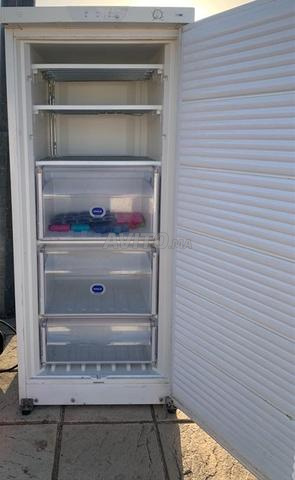 À VENDRE – CONGÉLATEUR WHIRLPOOL - 2