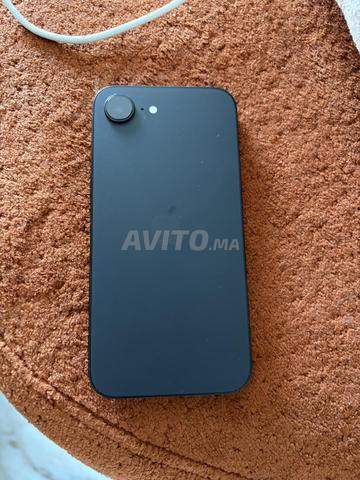 iPhone 16e 128 Go batterie 100 - 2