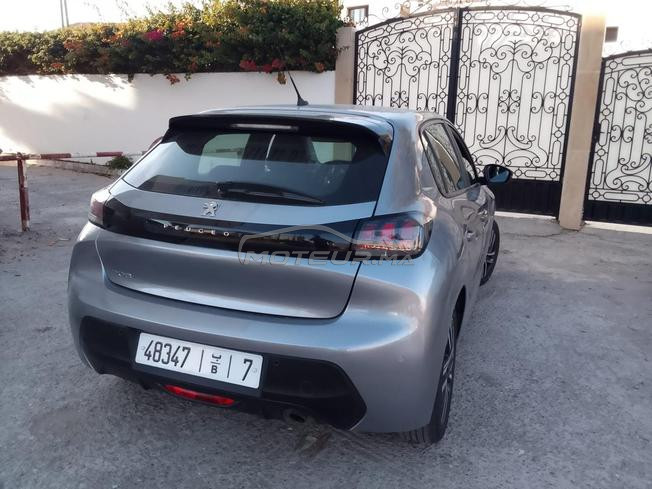 Peugeot 208 tout option