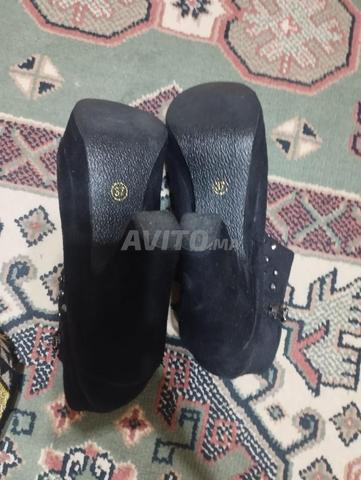 Bottines en daim noir à talon compensé - 2