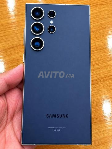 Galaxy S24 Ultra 12Go/256Go/200Mpx très neuf
