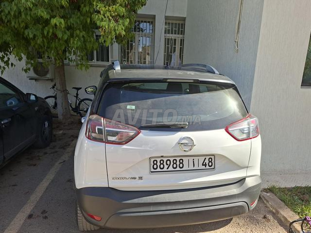 Voiture d'occasion - 2