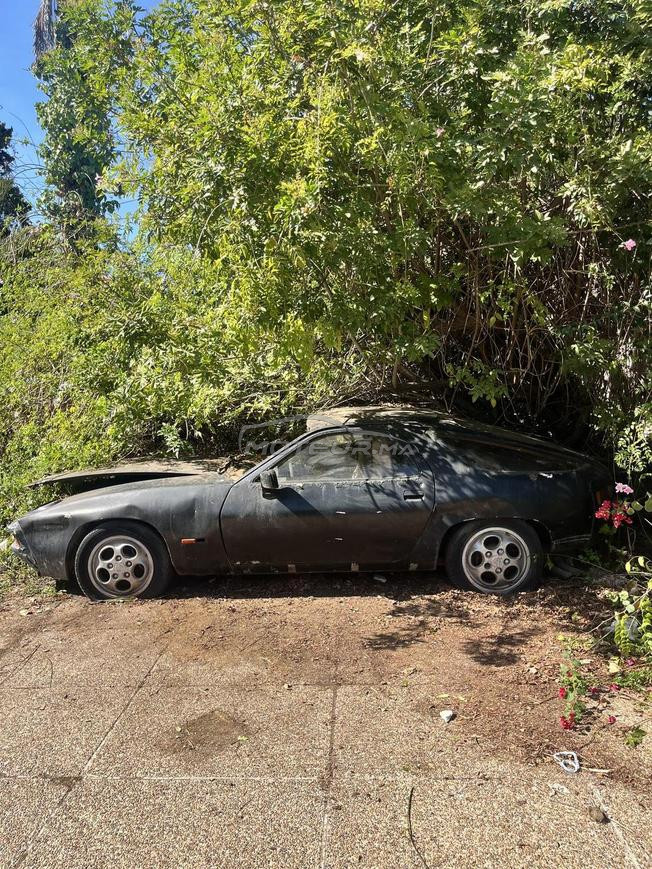 Porsche 928 Essence Manuelle 1980 à Casablanca