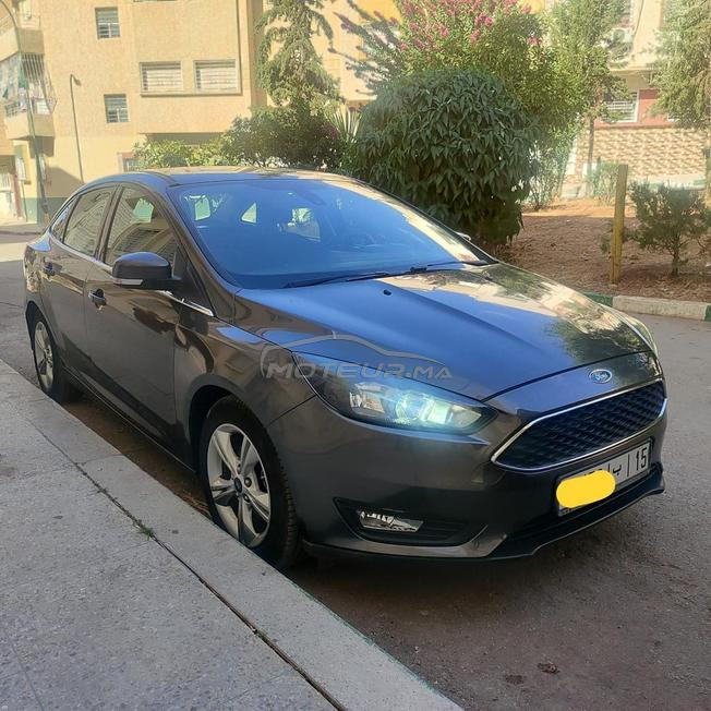 ford focus 2016 1ère main très bon état 