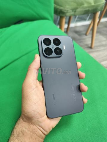 Xiaomi 17T Pro 512 جيجابايت مع شاحن 90 واط
