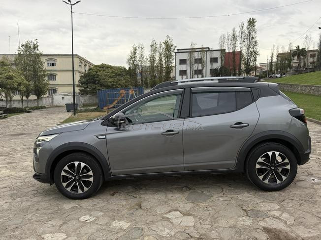 je mets à vendre ma belle voiture Renault kardian