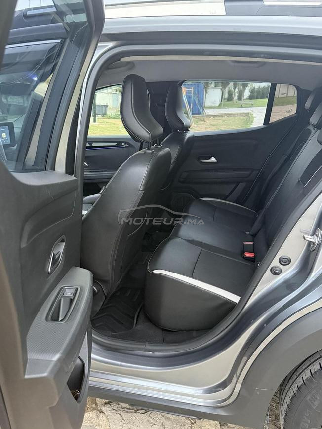 je mets à vendre ma belle voiture Renault kardian