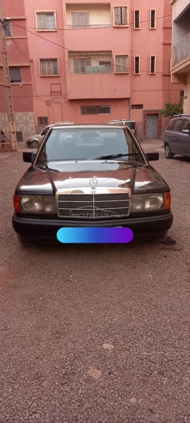 البيع سيارة مرسيديس 190 بحالة ممتازة اليد الثانية