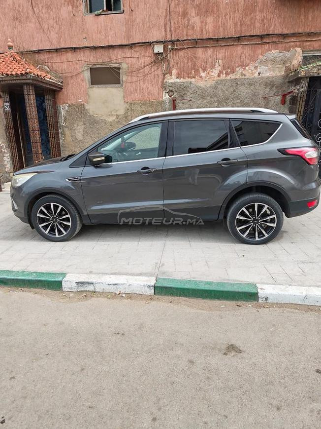 ford Kuga titanium