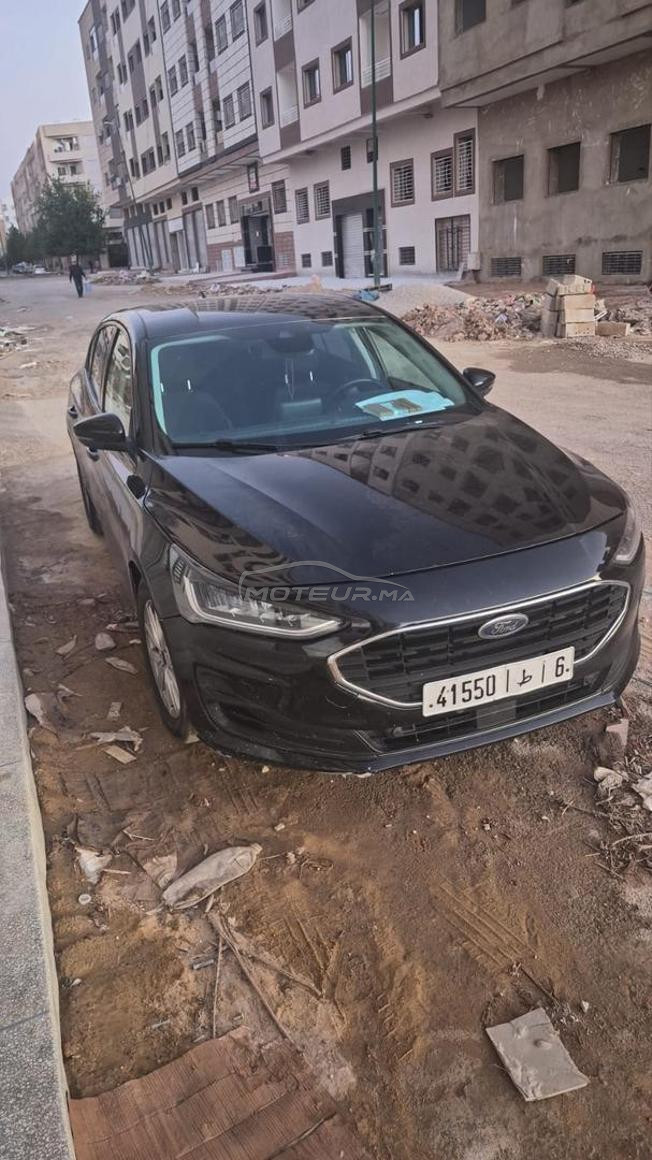 voiture presque neuve 