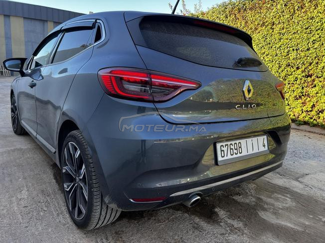 je mets en vente clio 5 tout option
