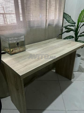 TABLE DE BUREAU À VENDRE - 2