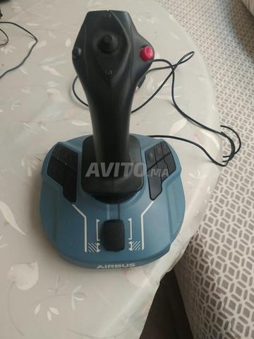 محاكي إيرباص من Thrustmaster - 2