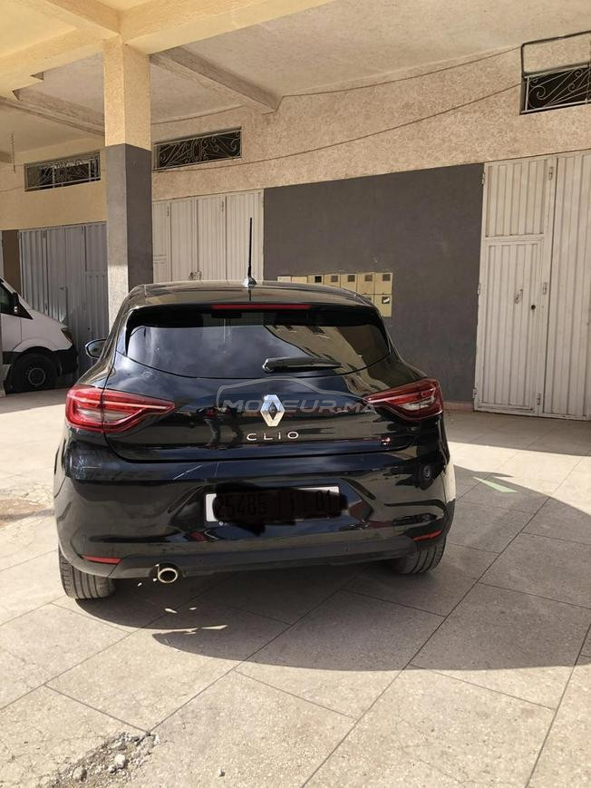 vente une Renault Clio 5
