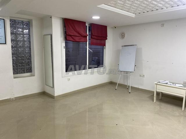 Plateau de bureau à louer ou à vendre - 2