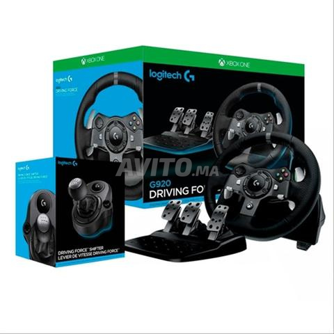 حزمة Logitech G920 وDriving Force Shifter (مجانًا)