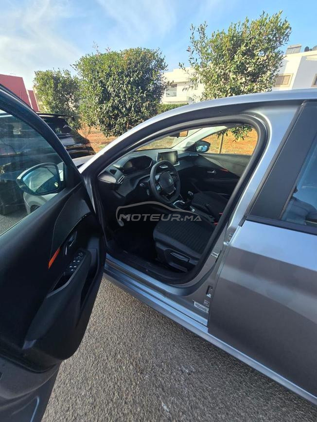 Peugeot 208 Diesel Manuelle 2024 à Sala al jadida