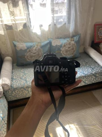 Canon EOS 1300D - 2