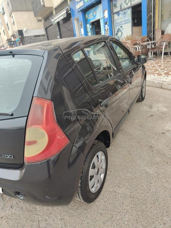 Dacia Sandero 2011 à vendre Moteur.