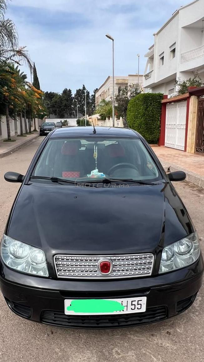 Fiat Punto Essence Manuelle 2012 à El Jadida