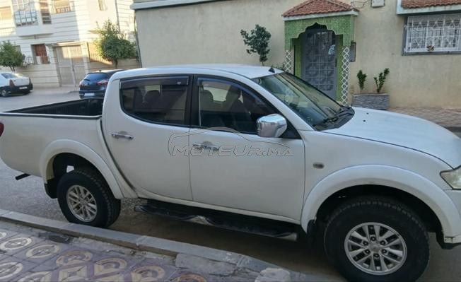 mitsubichi 4x4 L200 très bien 