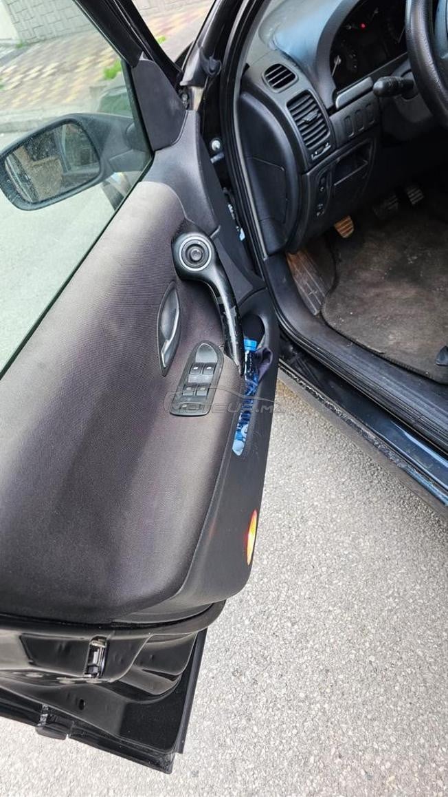 Renault laguna diesel Dariba 700 dh top n9axa