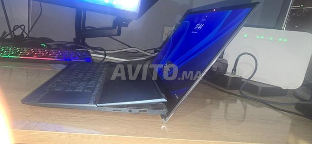 Assus Zenbook Duo - 2