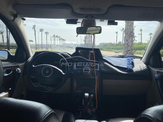 une très belle voiture 