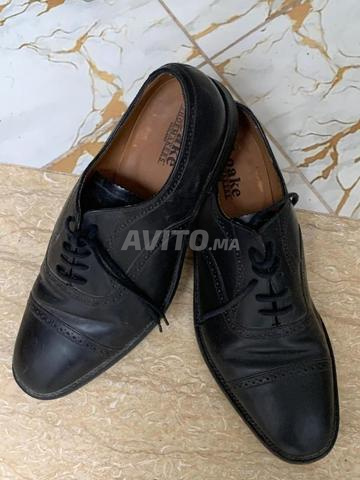 Chaussures Oxford noires Loake taille 10 - 2
