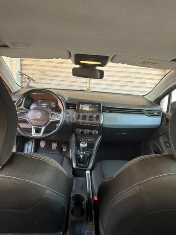 Clio 5 en très bon état