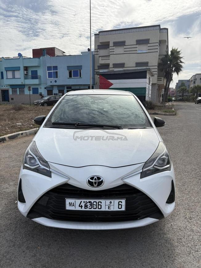 toyota yaris essence