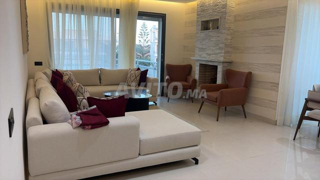 À LOUER – SUPERBE APPARTEMENT MEUBLÉ - 2
