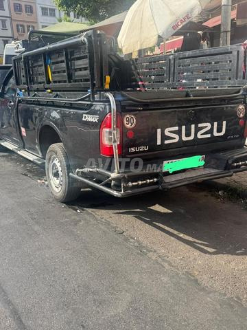 عين الشق  21 17 86 60 07 - 2