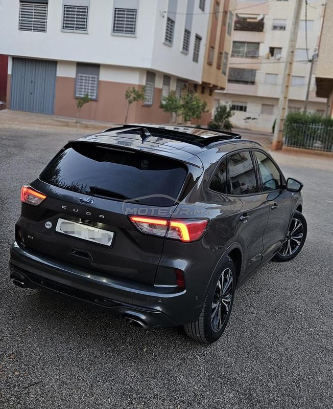ford kuga st line