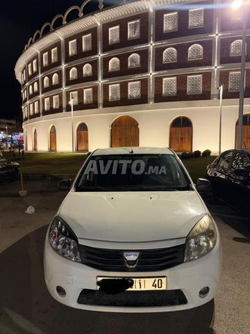 Dacia Sandero 2011, Propre et bien entretenue - 2