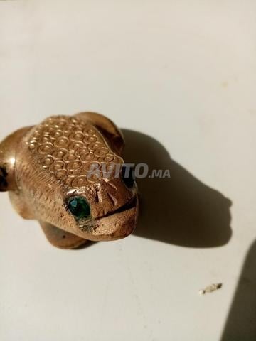 ثلاثة أشياء نحاسية - 2