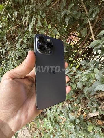 iPhone 14 Pro Max 256/84 état - 2