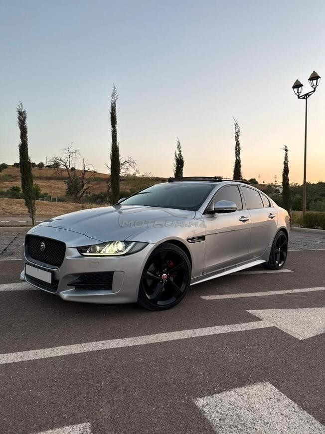 Jaguar XE R sport full options 