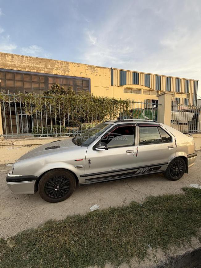  dedouanement 2008 R19 في حالة جد جيدة