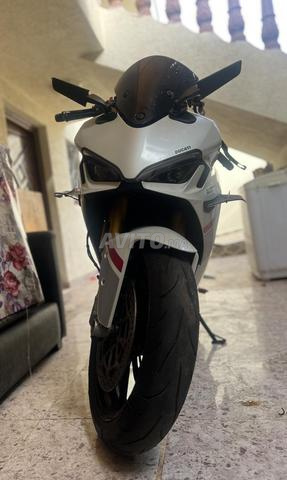 Ducati Supersport 950S - 2