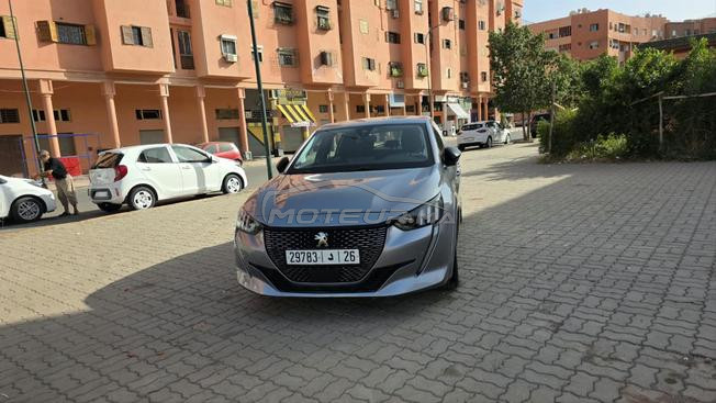 Peugeot 208 Diesel Automatique 2023 à Marrakech