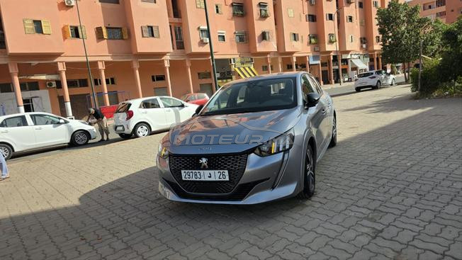 Peugeot 208 Diesel Automatique 2023 à Marrakech