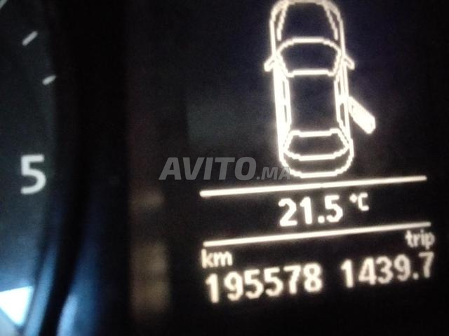 Volkswagen Passat - 2