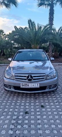 مرسيدس-بنز 220 ديزل أوتوماتيكي 2009 dd 2012 - 2