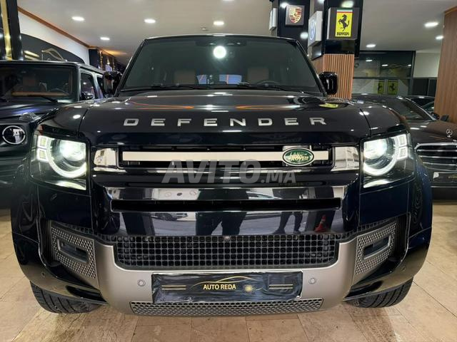 Land Rover Defender - 2