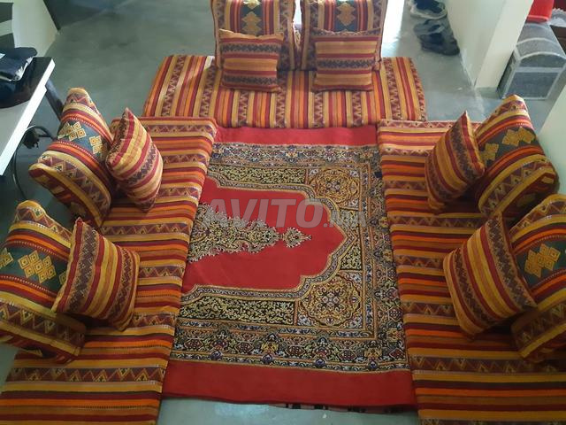 Salon traditionnel propre - 2