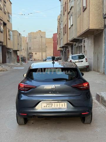 كليو 5 موديل نهاية 2021 يد أولى - 2