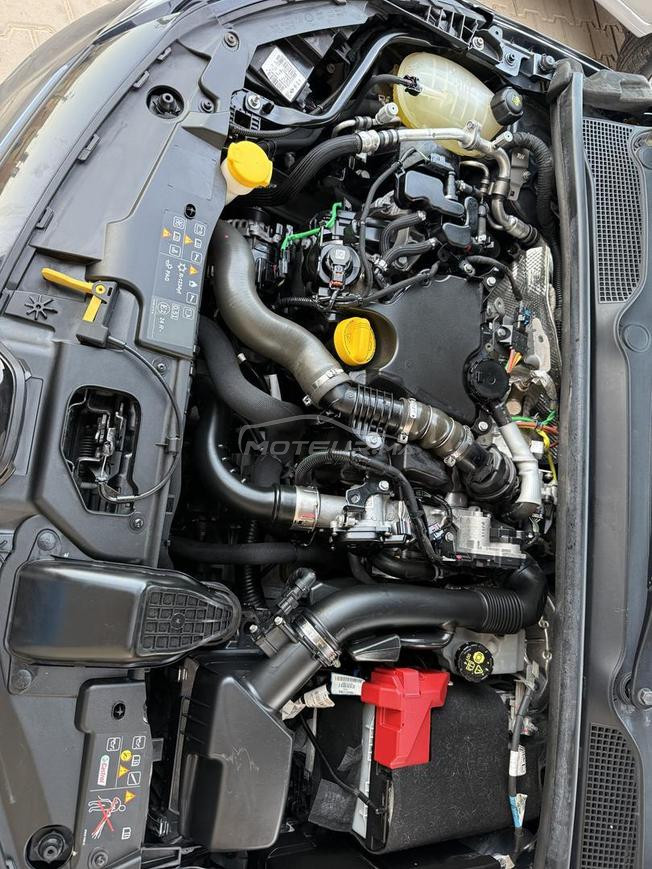 clio 5 model fin 2021 première main   
