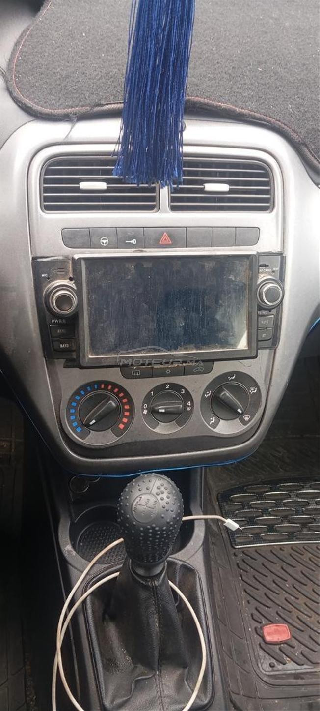 Fiat Punto Essence Manuelle 2016 à Tanger