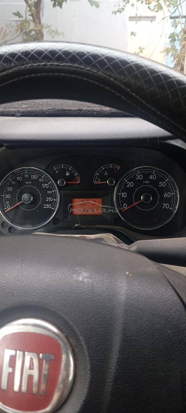 Fiat Punto Essence Manuelle 2016 à Tanger